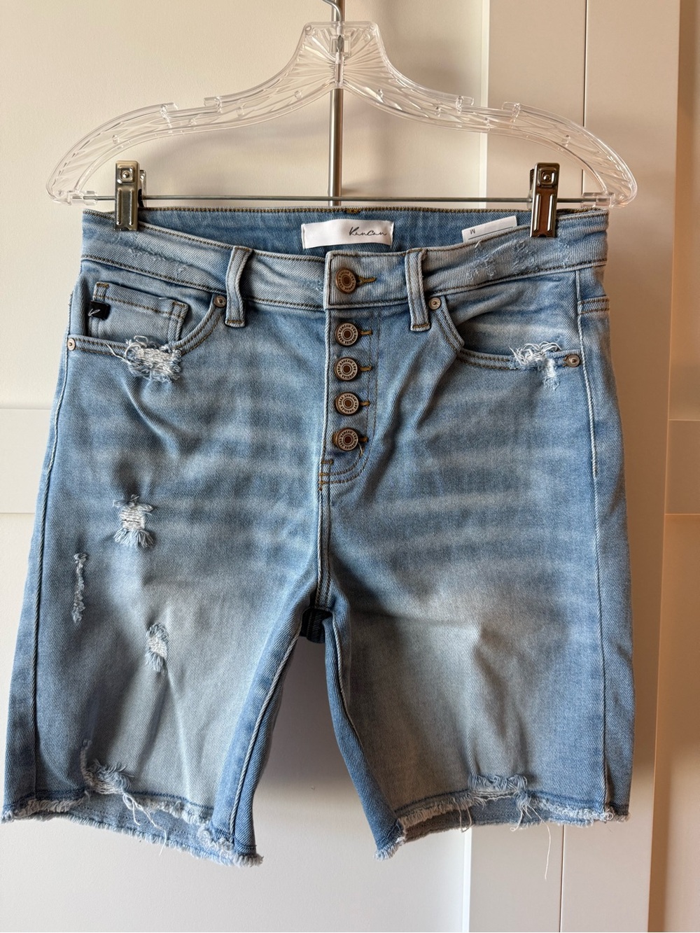 KanCan Light Wash Distressed Button-Fly Denim Shorts, Size medium